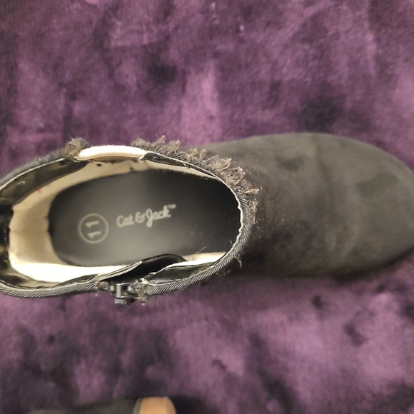 Cat & Jack Black Kids Boots - Picture 8 of 10